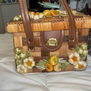 Picnic basket purse